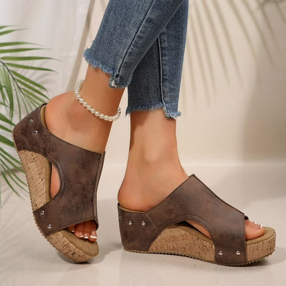 Sandales compensées en liège et à plateforme bout ouvert